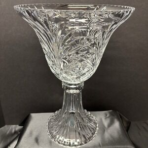 TOWLE Czech 24% Lead Crystal Centerpiece Footed Bowl 14 3/8" Tall 10" Dia